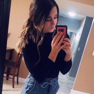 Meet your Posher, Meagan